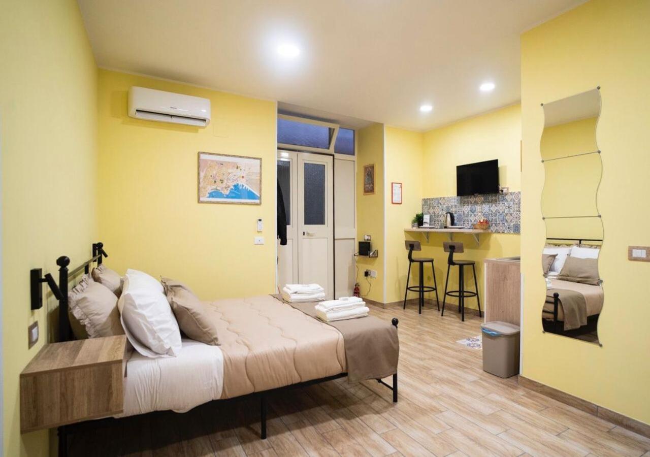 Casa De Curtis Apartment Наполи Екстериор снимка